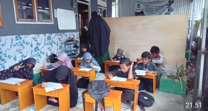 Santri TPQ Bahasa Arab Banua Amal Menunjukkan Kesiapan dan Semangat dalam Kegiatan Penilaian Akhir Semester